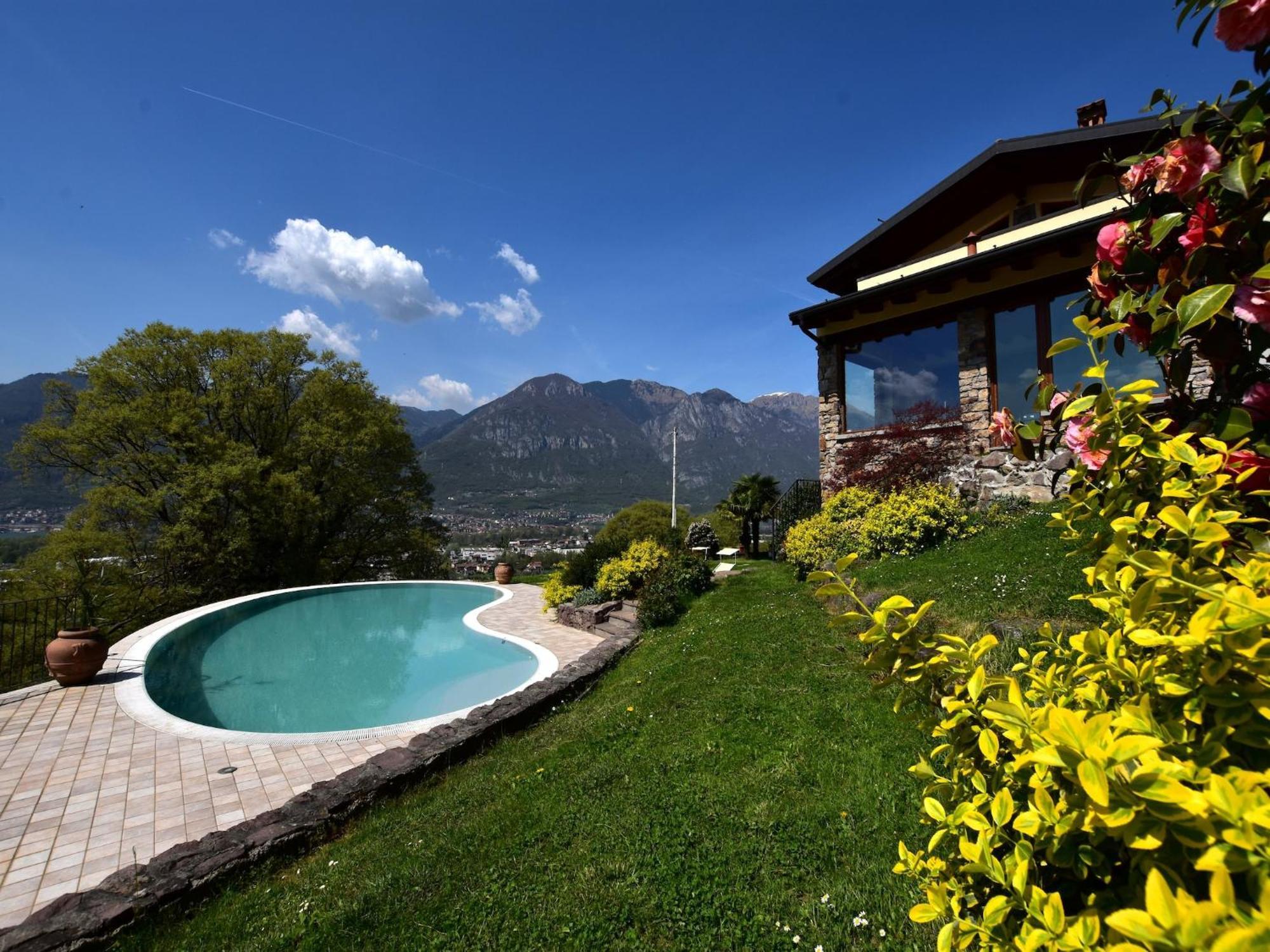 Villa In Pisogne With Pool Garden And Lake View Esterno foto