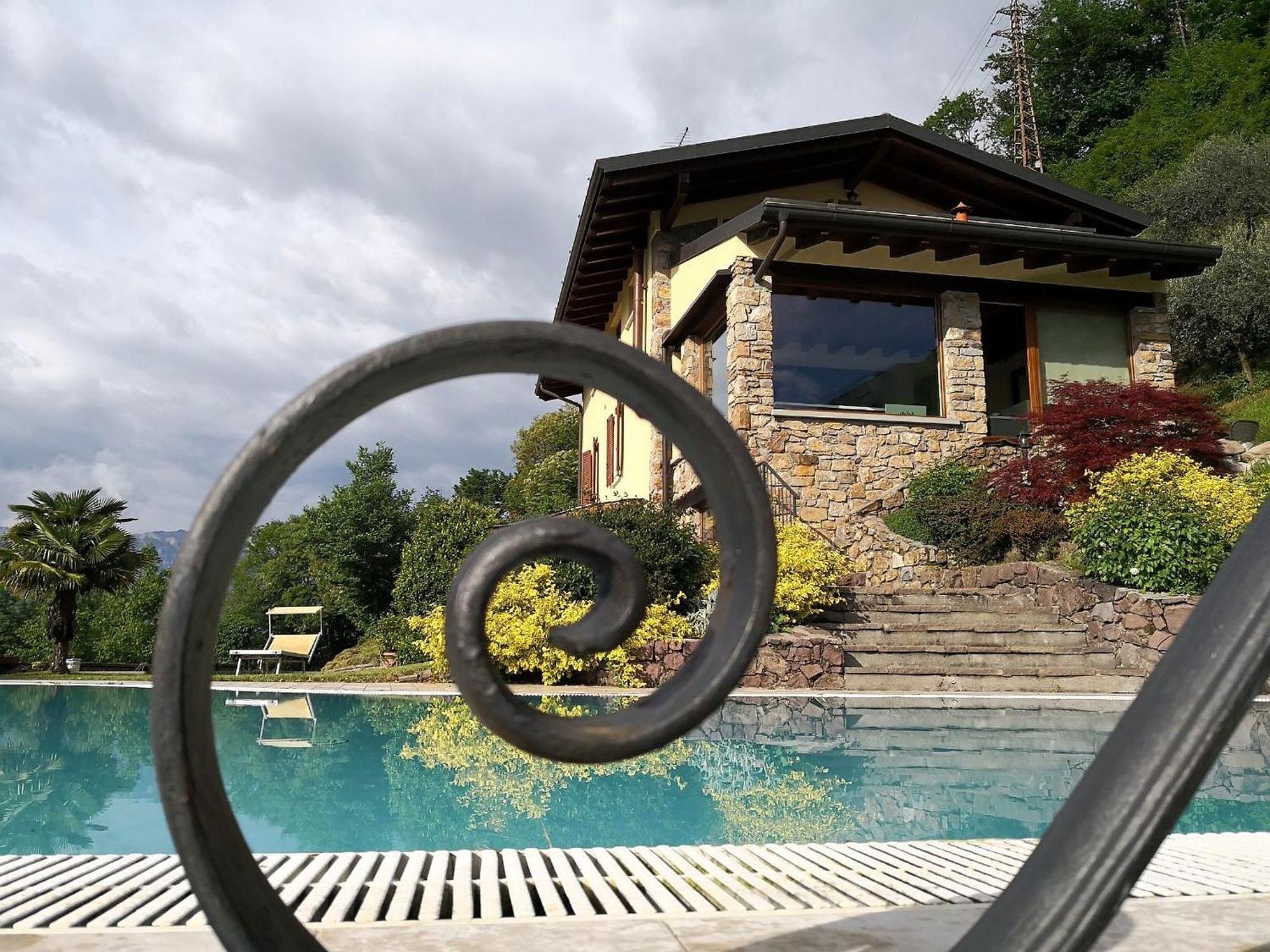 Villa In Pisogne With Pool Garden And Lake View Esterno foto