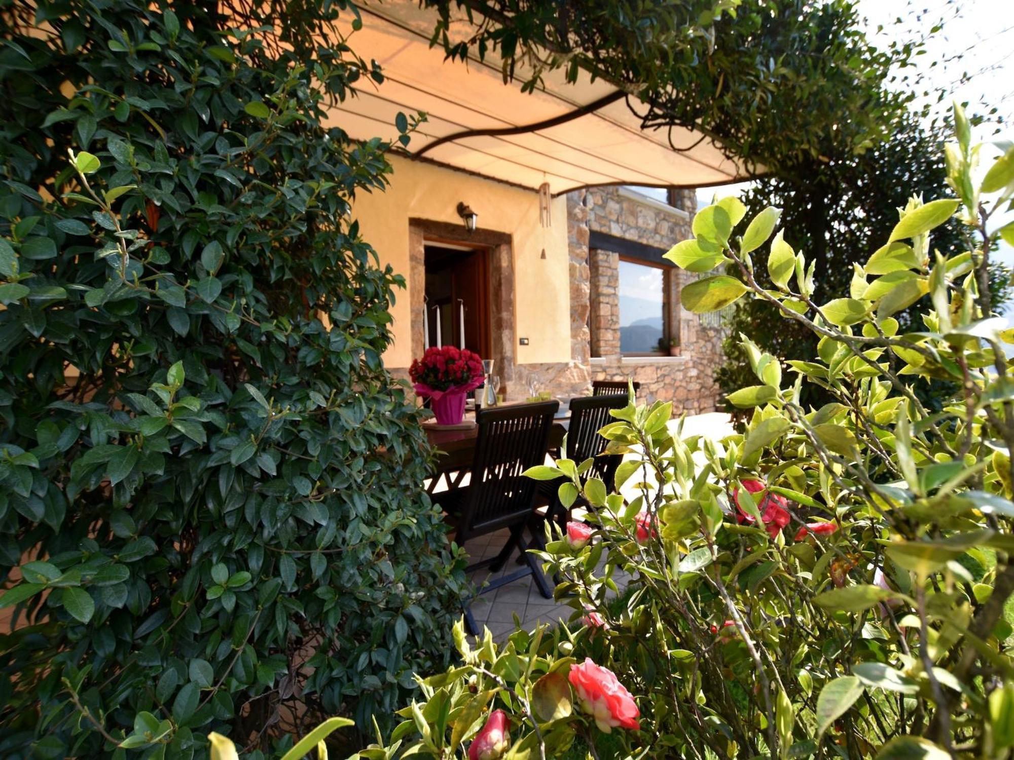 Villa In Pisogne With Pool Garden And Lake View Esterno foto