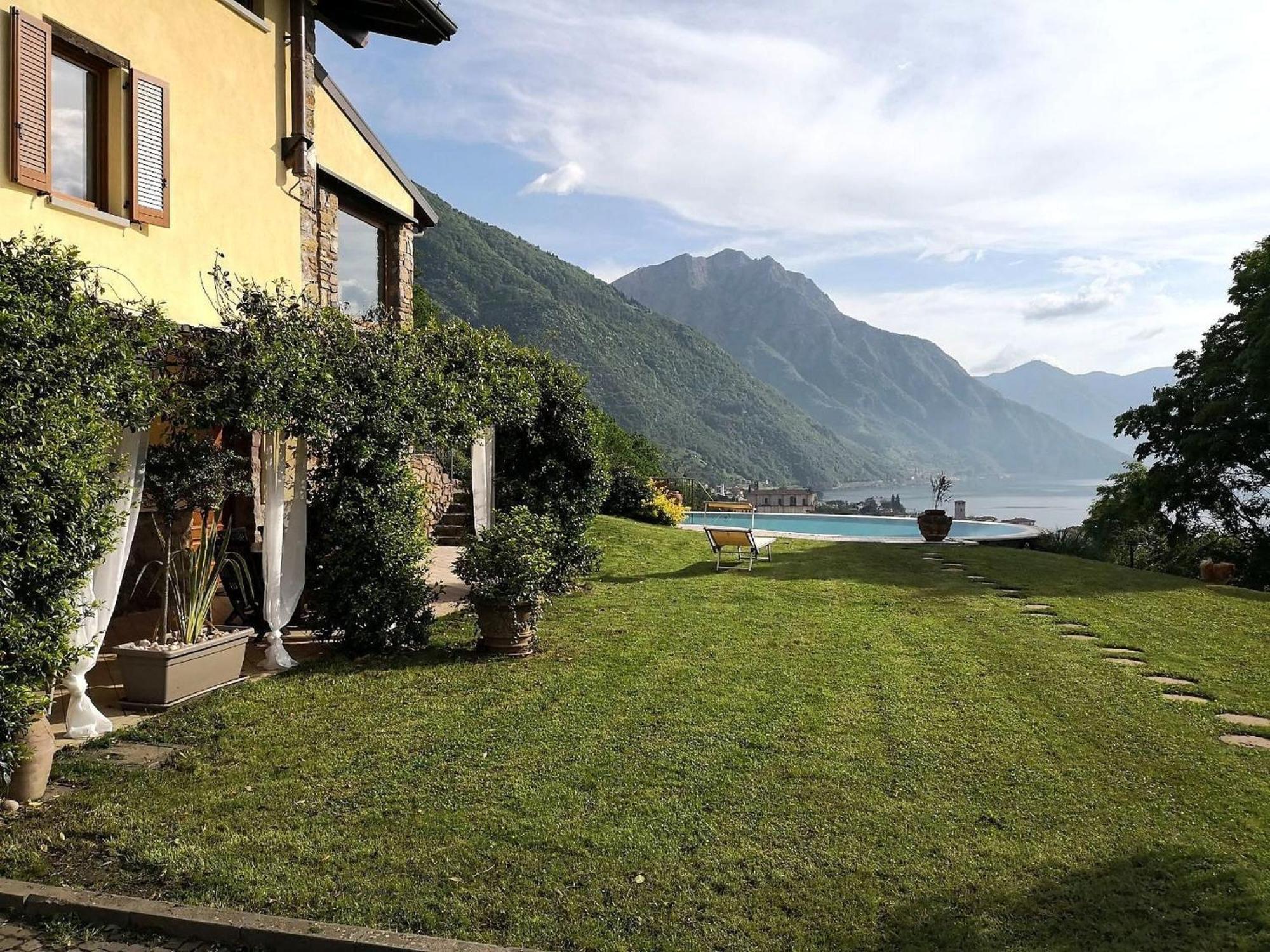 Villa In Pisogne With Pool Garden And Lake View Esterno foto