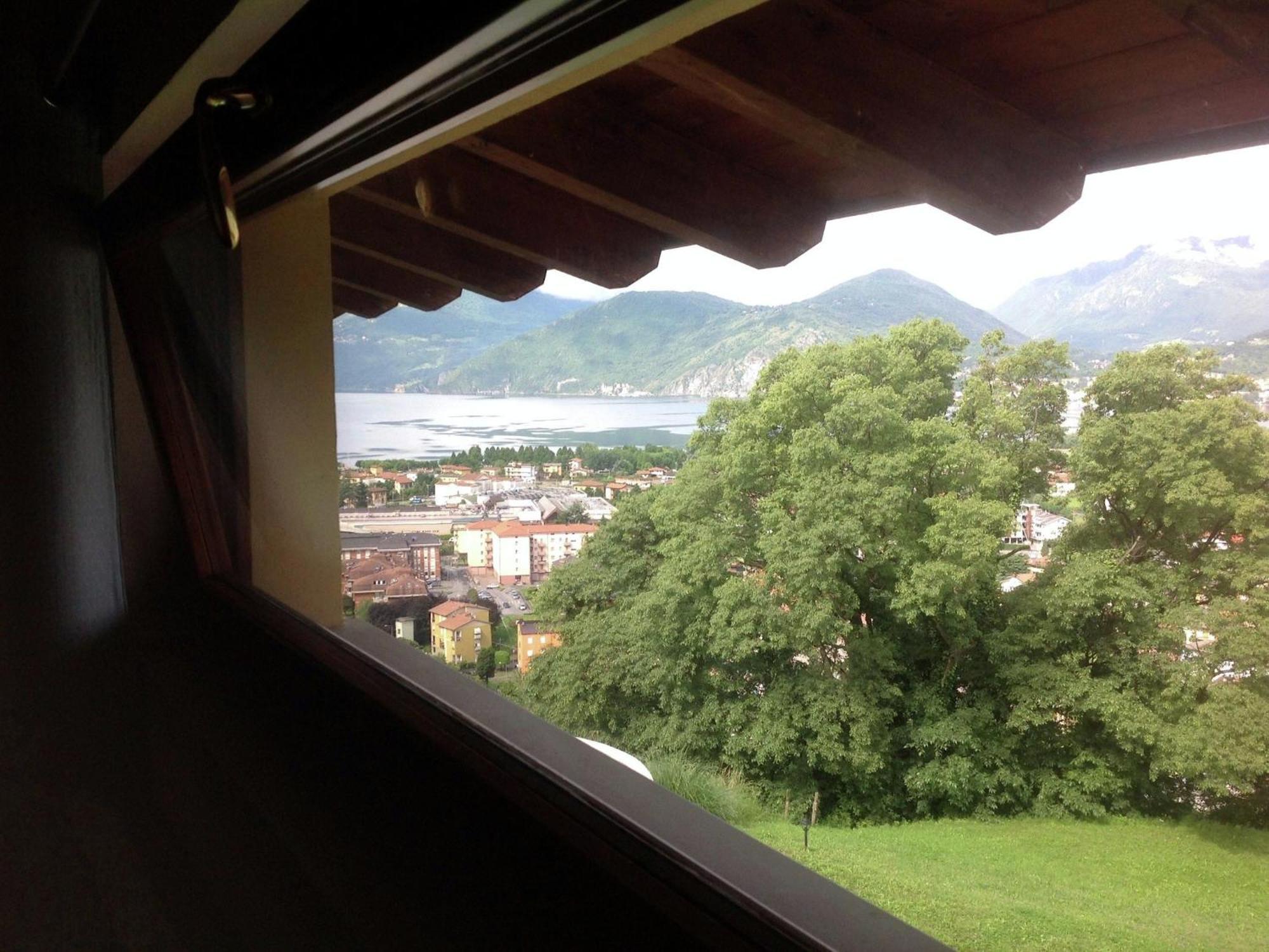 Villa In Pisogne With Pool Garden And Lake View Esterno foto