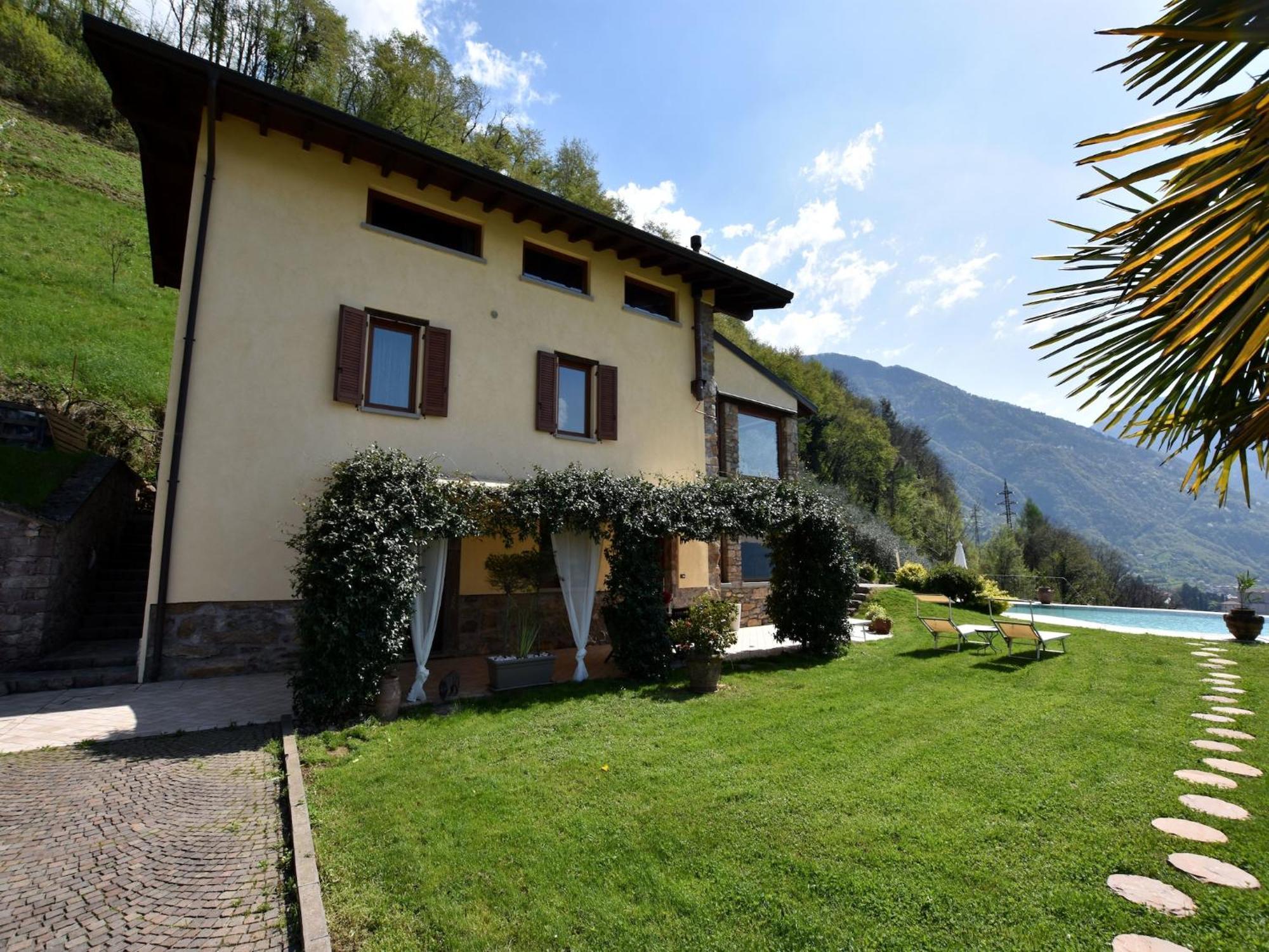 Villa In Pisogne With Pool Garden And Lake View Esterno foto