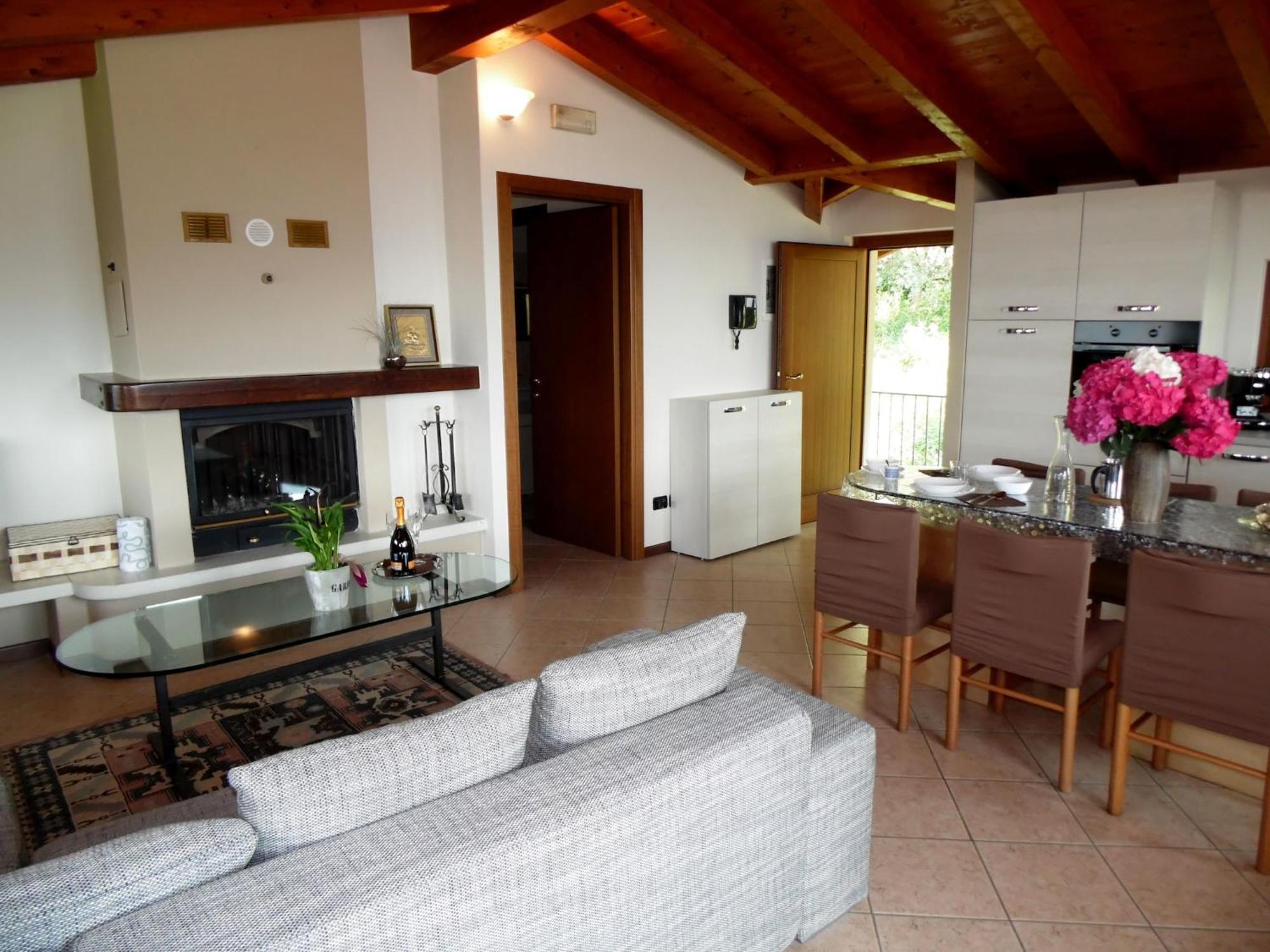 Villa In Pisogne With Pool Garden And Lake View Esterno foto