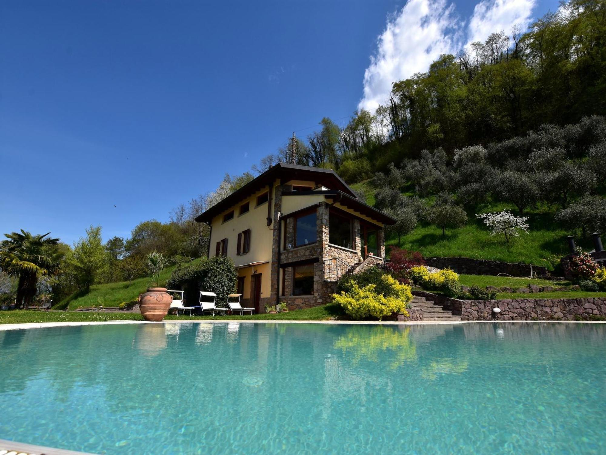 Villa In Pisogne With Pool Garden And Lake View Esterno foto